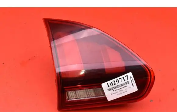Peugeot 2008 I Rear/tail lights 9814758480