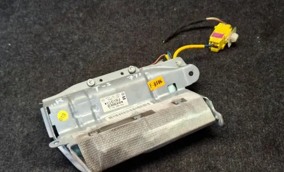 Volkswagen Transporter - Caravelle T5 Front door airbag 7H0880742D
