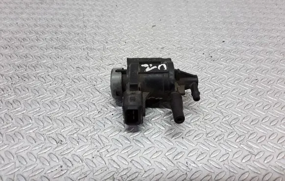 Audi A4 S4 B6 8E 8H Turbo solenoid valve 1J0906283A
