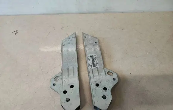 Mercedes-Benz GLC C253 Radiator support slam panel bracket A2536203800