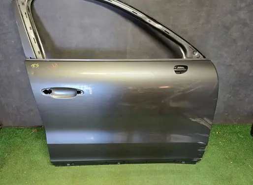 Porsche Cayenne (9Y0 9Y3) Front door 9Y3831312