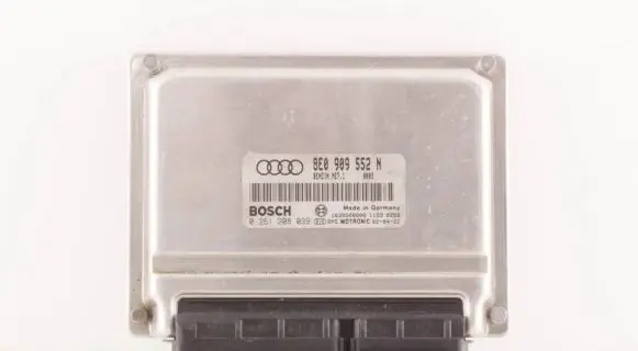Audi A4 S4 B6 8E 8H Engine control unit/module 8E0909552N 0261208039 1039S00000
