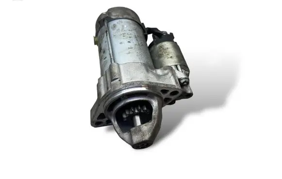 Mercedes-Benz Sprinter W906 Starter motor OM651