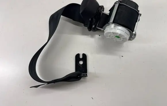 Ford Ecosport Rear seatbelt GN15A611B69AEW 34273729 GN1Z58611B69AB