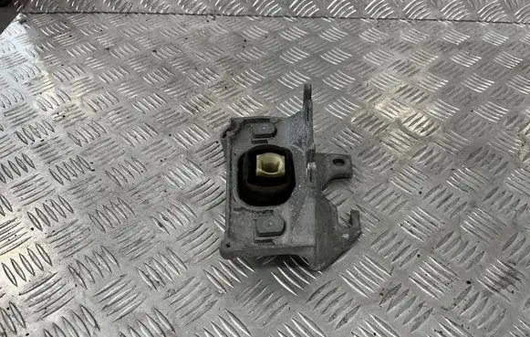 Dacia Duster II Gearbox mounting bracket PU12633