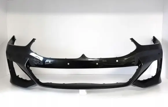 BMW 8 G14 Front bumper 8070558