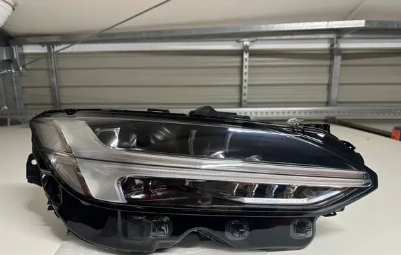 Volvo S90, V90 Headlight/headlamp 31386165