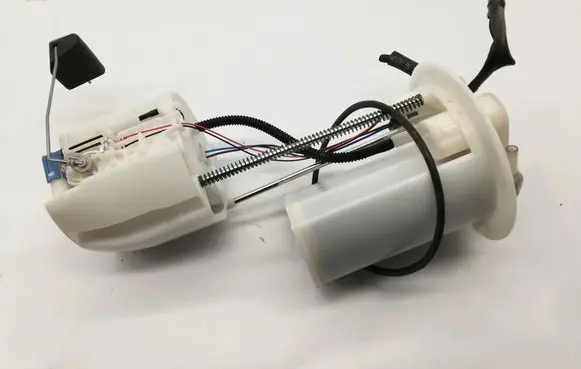 Toyota Yaris Fuel injection high pressure pump 777040D090