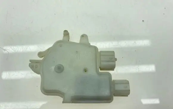 Subaru Legacy Central locking motor 61100AG00A