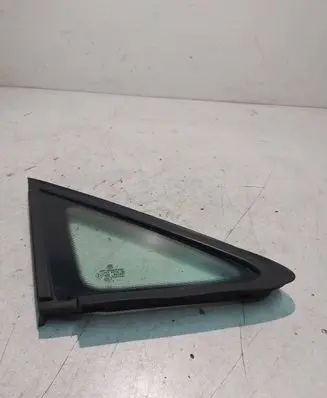 Volkswagen Caddy Front triangle window/glass E000184 DOT27M23100AS2