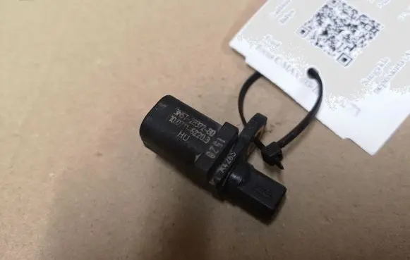 Ford Focus C-MAX ABS rear brake sensor 3M5T2B372BO 10071162203