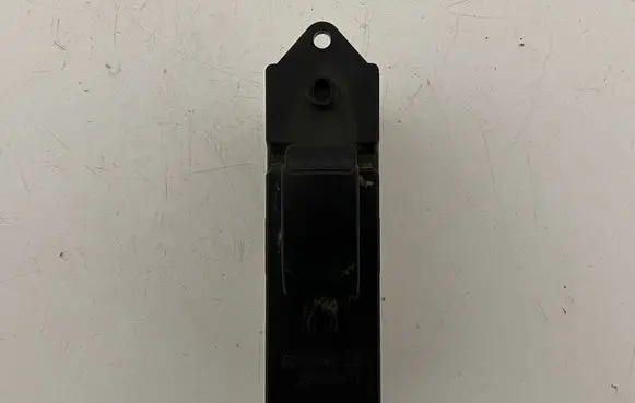 Mitsubishi Grandis Electric window control switch 514933 515141 8608A022