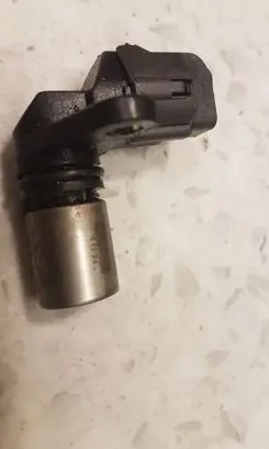 Mazda 6 Camshaft position sensor 0296001300 RF5C18230