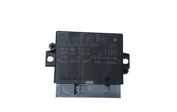 Mercedes-Benz E W212 Parking PDC control unit/module A0009008004