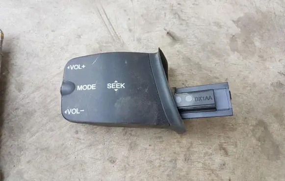 Ford Kuga I Ignition key/card 