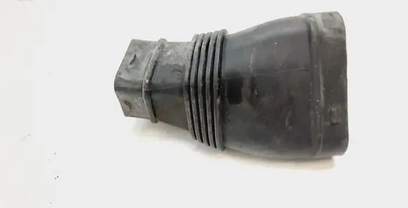 Volvo V70 Air intake duct part 31274372