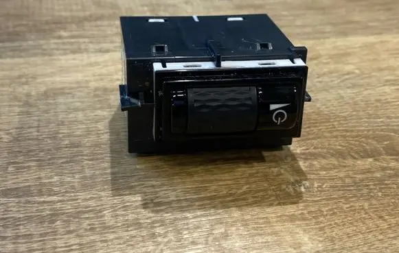 Jaguar F-Pace Sound control switch MX6318X10AA 201123 0447A