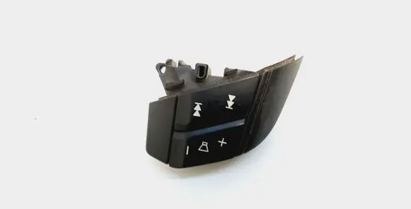 Volvo XC90 Steering wheel buttons/switches 8685484