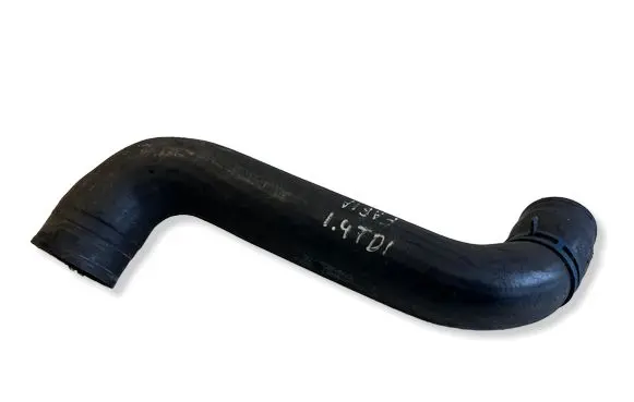 Skoda Fabia Mk2 (5J) Intercooler hose/pipe 6Q0145828A