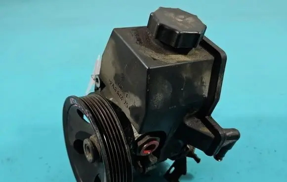 Mercedes-Benz C W202 Power steering pump A00246630 IMPRK1541716