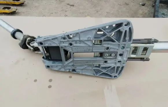 Mercedes-Benz E W212 Steering wheel axle A2124602316 212460075 2124602316
