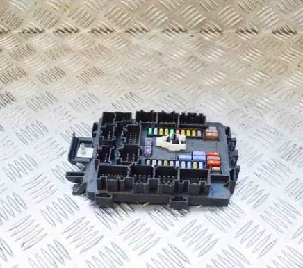 Tesla Model S Fuse box set 109440900E