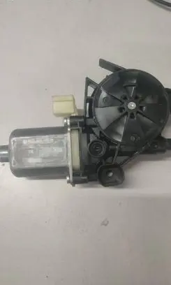Skoda Octavia Mk3 (5E) Front door window regulator motor 5Q0959802B
