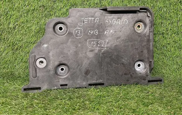 Volkswagen Jetta VI Battery tray 5C0915331