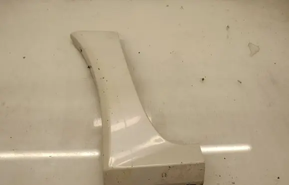 Renault Koleos I Front arch trim 