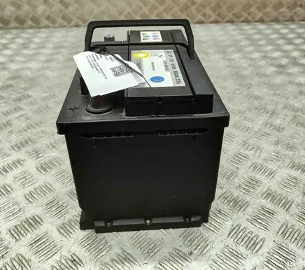 Peugeot 3008 III Car battery 9822616180