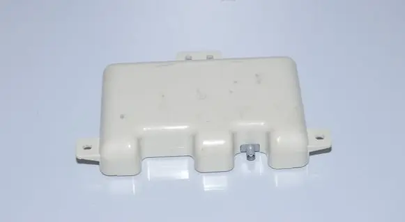 BMW 6 F06 Gran coupe Aerial antenna amplifier 6957347 9396827