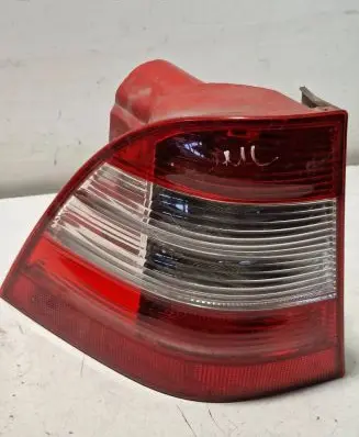 Mercedes-Benz ML W163 Rear/tail lights A1638201964 6060 15030301