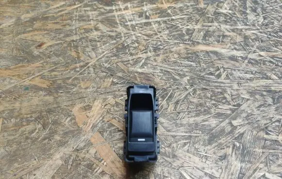 Jeep Compass Electric window control switch 2132133