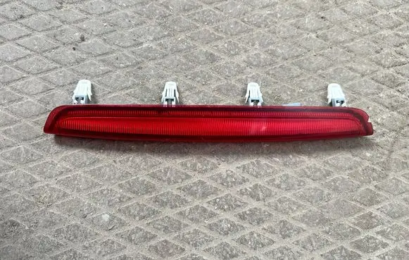 Audi A3 S3 8P Third/center stoplight 8P4945097 03353000