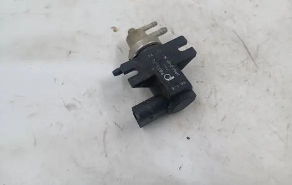 Seat Toledo II (1M) Turbo solenoid valve 1J0906622A
