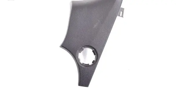Dashboard glove box trim