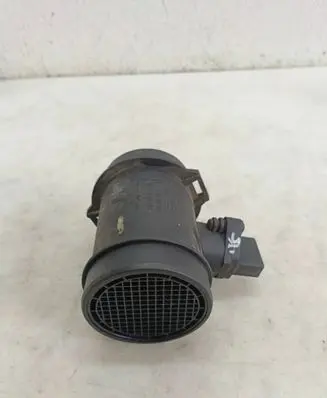 Volkswagen PASSAT B5 Mass air flow meter 059906461E 0281002429