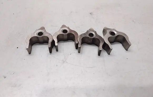 BMW 3 E90 E91 Fuel Injector clamp holder