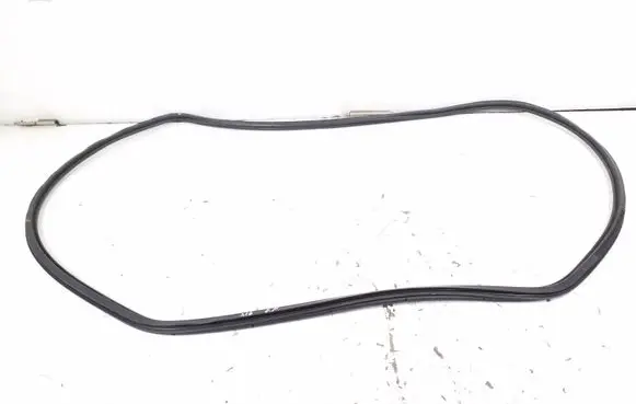 Audi Q7 4L Front door rubber seal 4L0831721