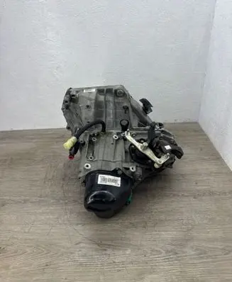 Renault Captur Manual 5 speed gearbox 304016619R H5FT