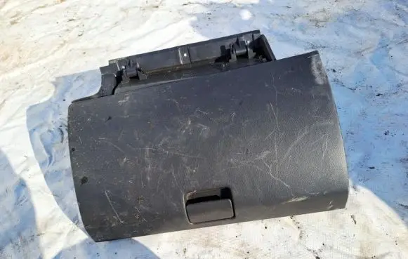 Opel Antara Glove box 96630050