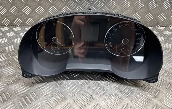 Seat Alhambra (Mk2) Speedometer (instrument cluster) 7N5920970L 1519010124 19042015