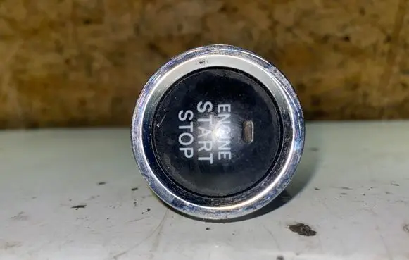 Toyota Corolla Verso AR10 Engine start stop button switch 15A710