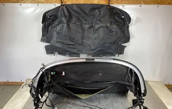 Nissan 370Z Convertible roof set 