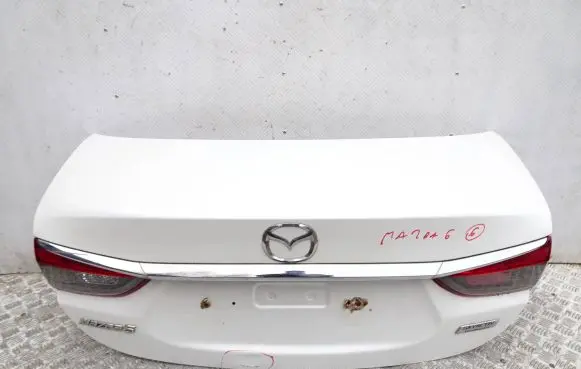 Mazda 6 Truck tailgate 