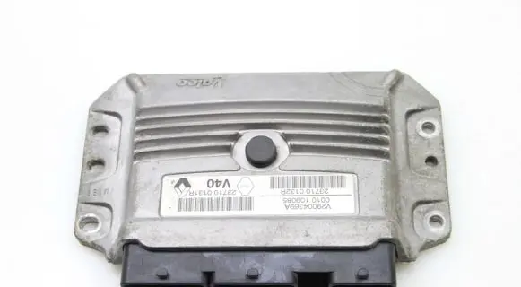 Renault Megane III Engine control unit/module 237100131R