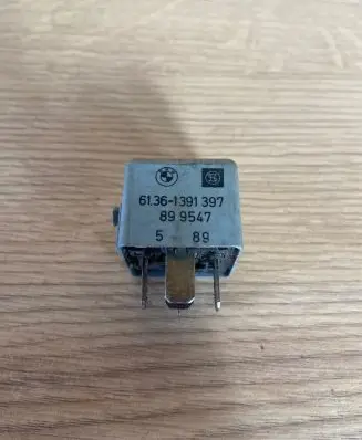 BMW 7 E32 Other relay 61361391397 899547