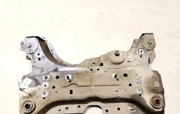 Renault Laguna III Front subframe