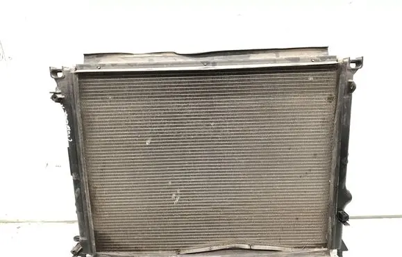 Dodge Charger Coolant radiator T308G6932