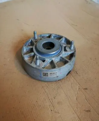 BMW X6 F16 Coil spring mount 685188001